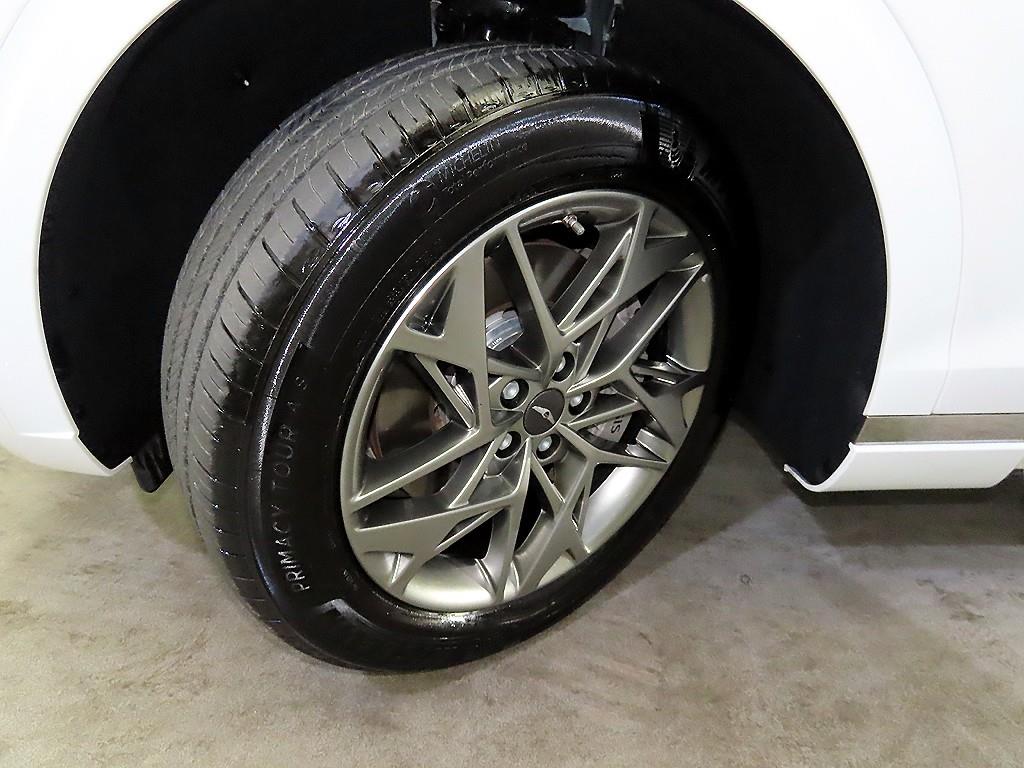 Genesis GV70 2023 Blanco - Importación desde Corea - HF Imports Iquique - Foto 20