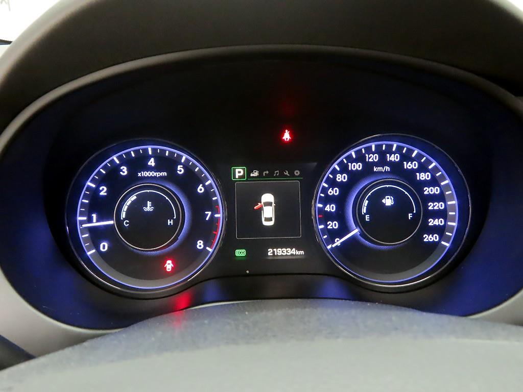 HYUNDAI Aslan - Vista 5