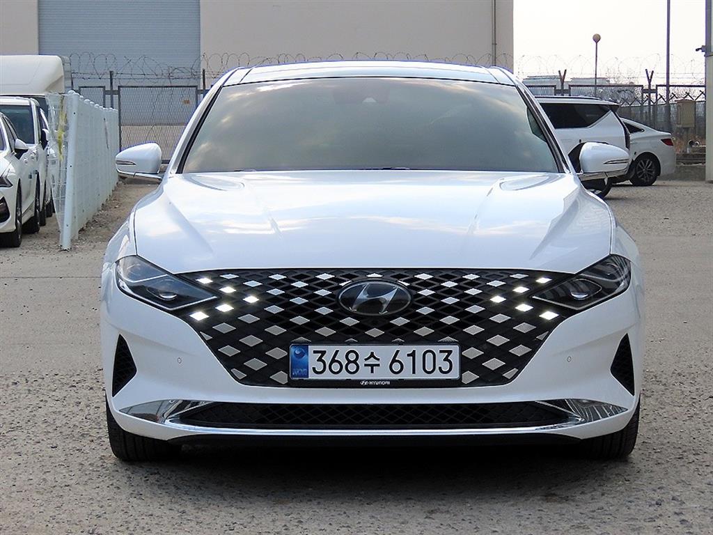 HYUNDAI Grandeur 2023 Blanco - Importación desde Corea - HF Imports Iquique - Foto 1
