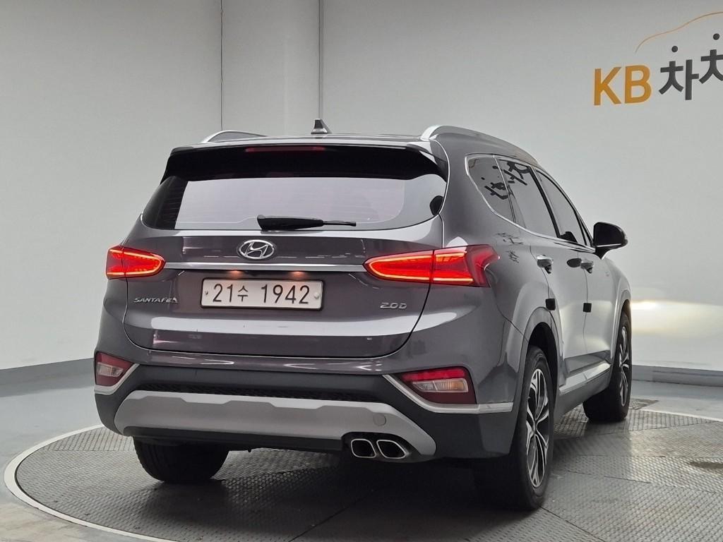 HYUNDAI Santa Fe - Vista 3