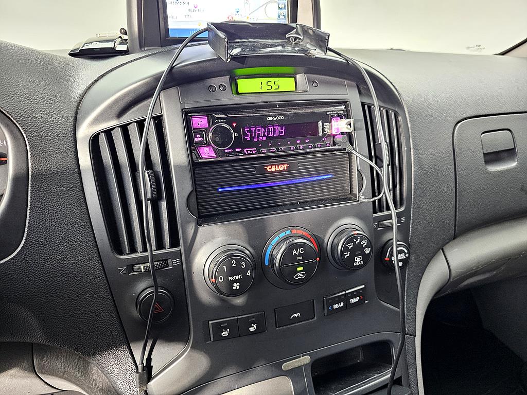 HYUNDAI Starex 2012 Plateado - Importación desde Corea - HF Imports Iquique - Foto 16