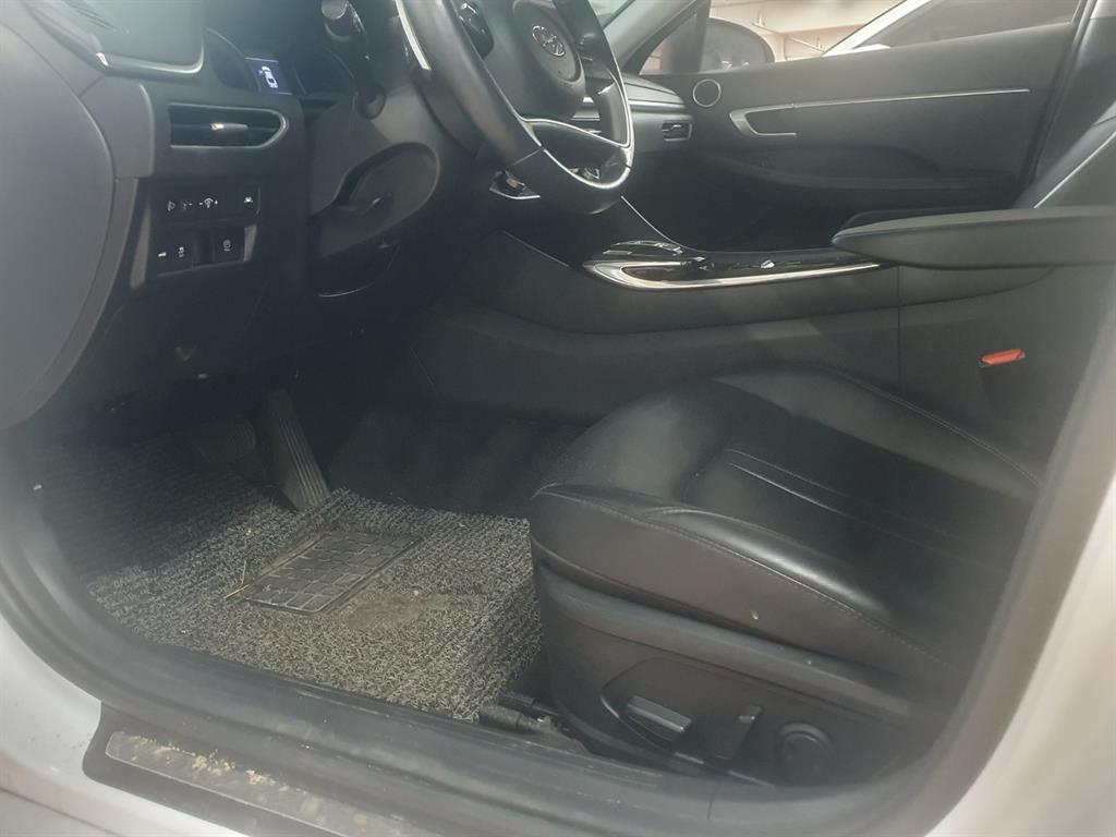 HYUNDAI Sonata - Vista 5