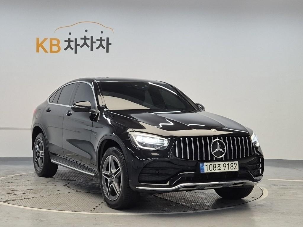 Mercedes Benz GLC Class - Vista 4
