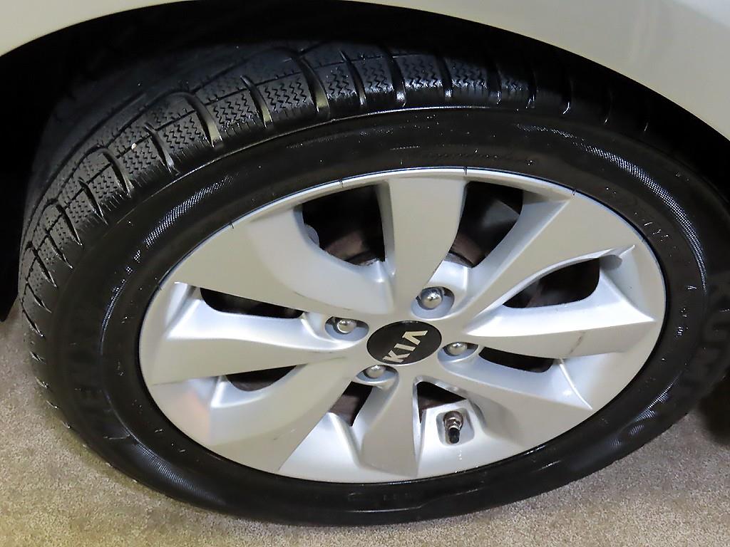 KIA Pride 2017 Plateado - Importación desde Corea - HF Imports Iquique - Foto 19