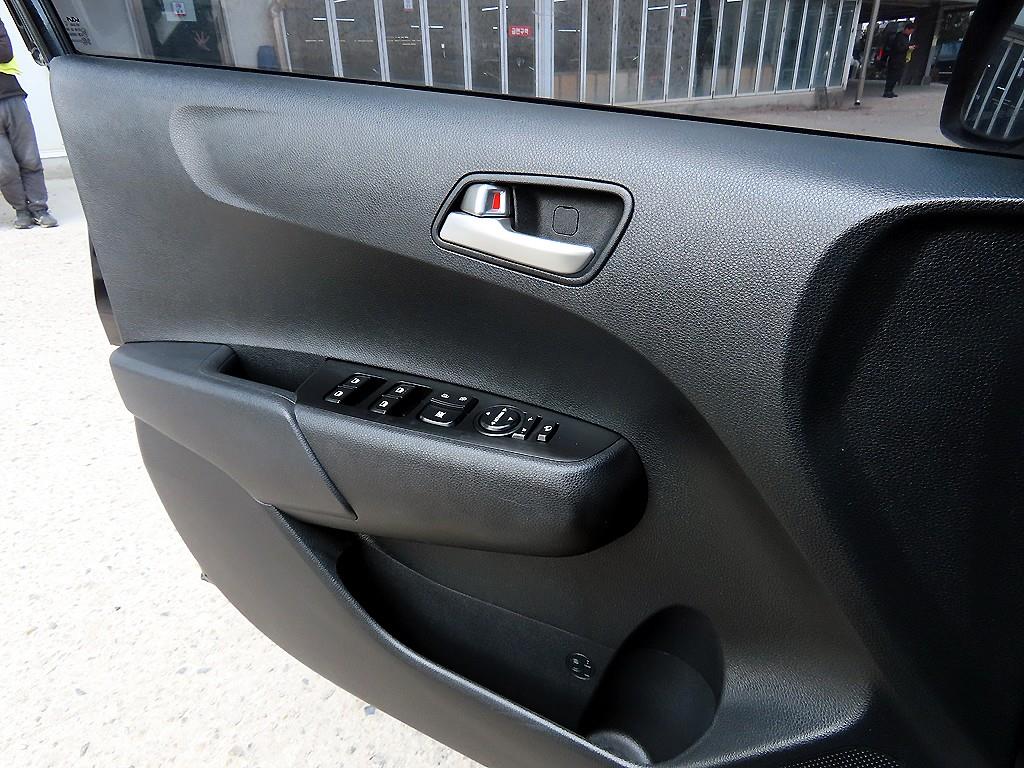 KIA Morning - Vista 11