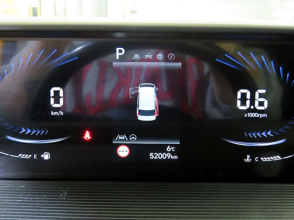 HYUNDAI Staria - Vista 9