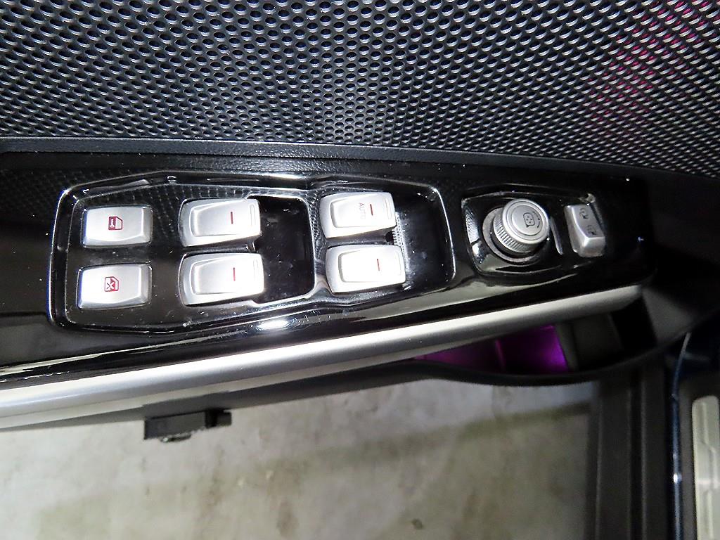 Ssangyong Tivoli 2015 Azul - Importación desde Corea - HF Imports Iquique - Foto 13