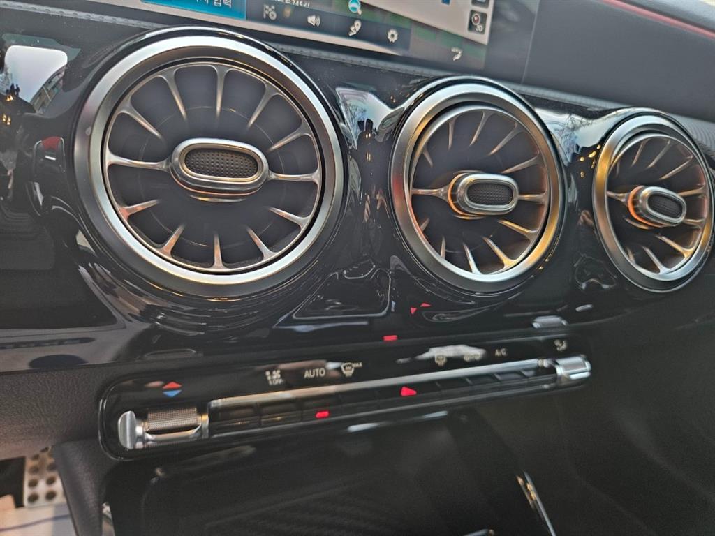 Mercedes Benz A Class - Vista 10