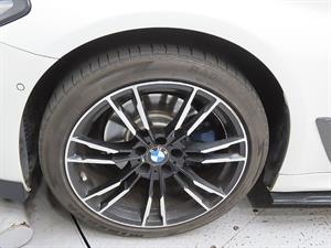 BMW 5 Series - Vista 10