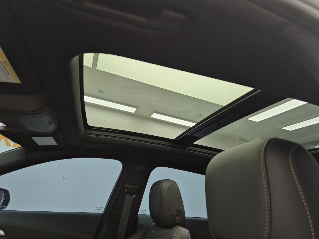 Cadillac XT4 2023 Blanco - Importación desde Corea - HF Imports Iquique - Foto 13