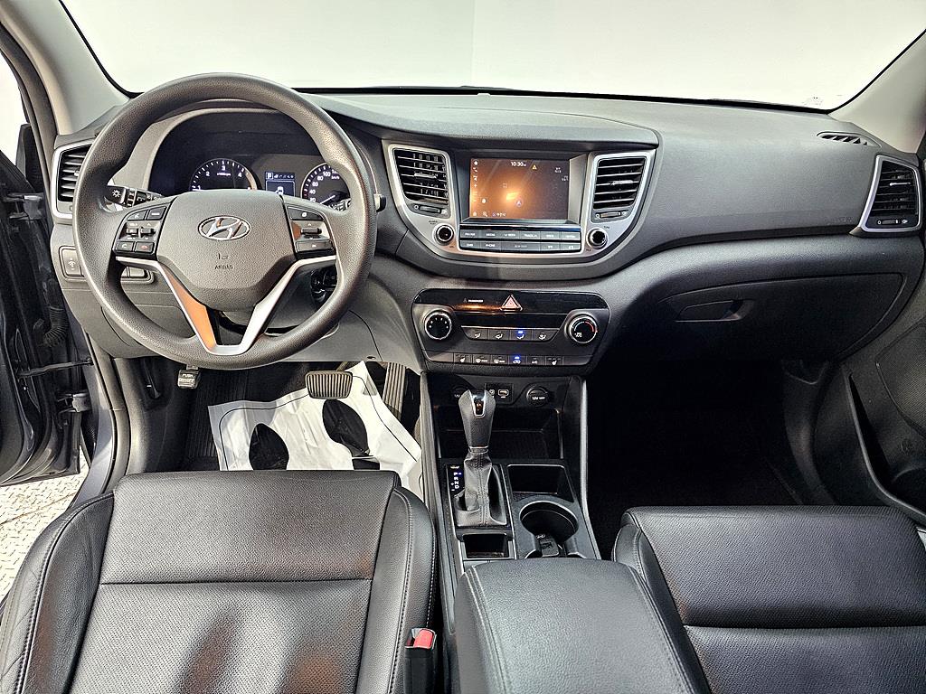 HYUNDAI Tucson - Vista 5