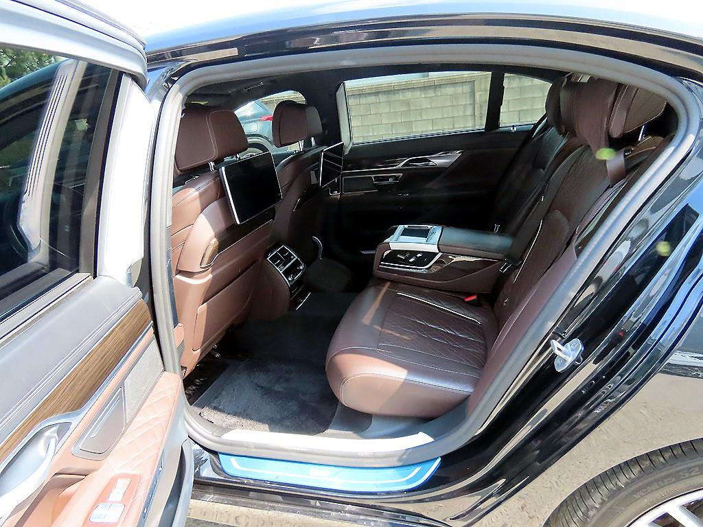 BMW 7 Series - Vista 6