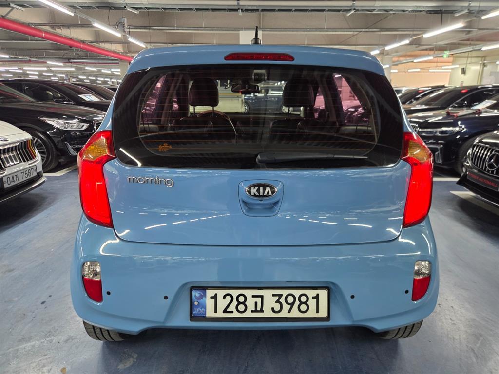 KIA Morning - Vista 5