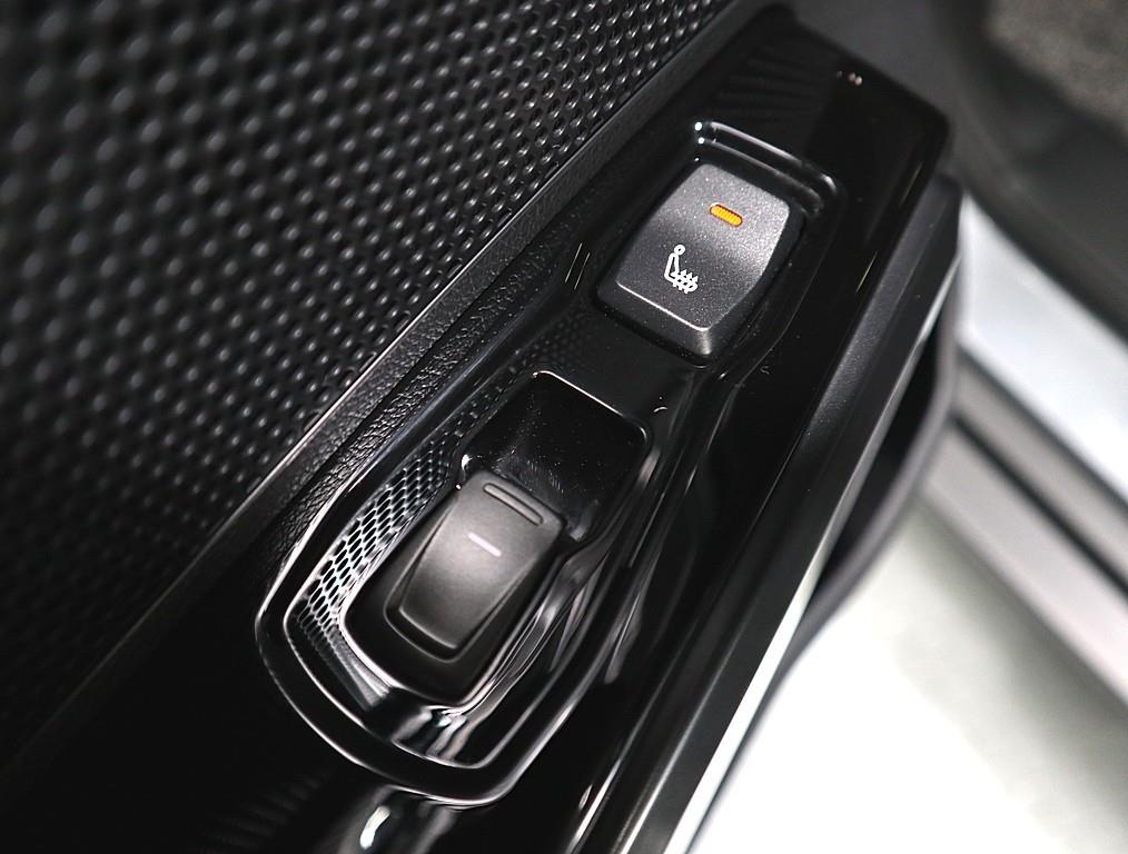 Ssangyong Tivoli 2022 Gris - Importación desde Corea - HF Imports Iquique - Foto 16