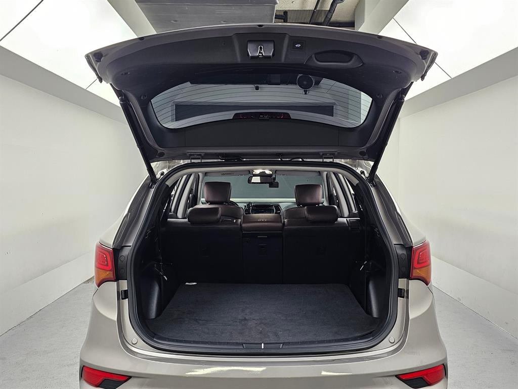 HYUNDAI Santa Fe 2017 the color of pearl - Importación desde Corea - HF Imports Iquique - Foto 19