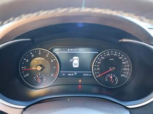 KIA Stinger - Vista 12