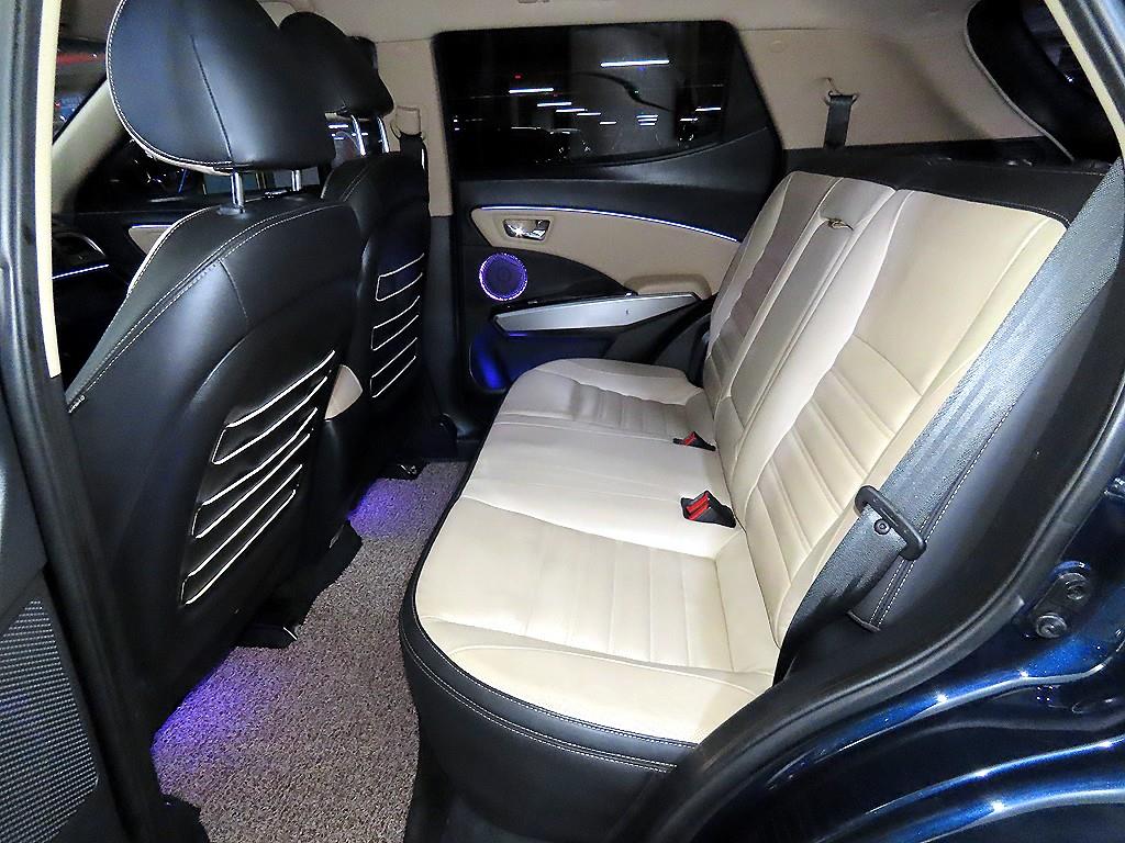 Ssangyong Tivoli - Vista 7