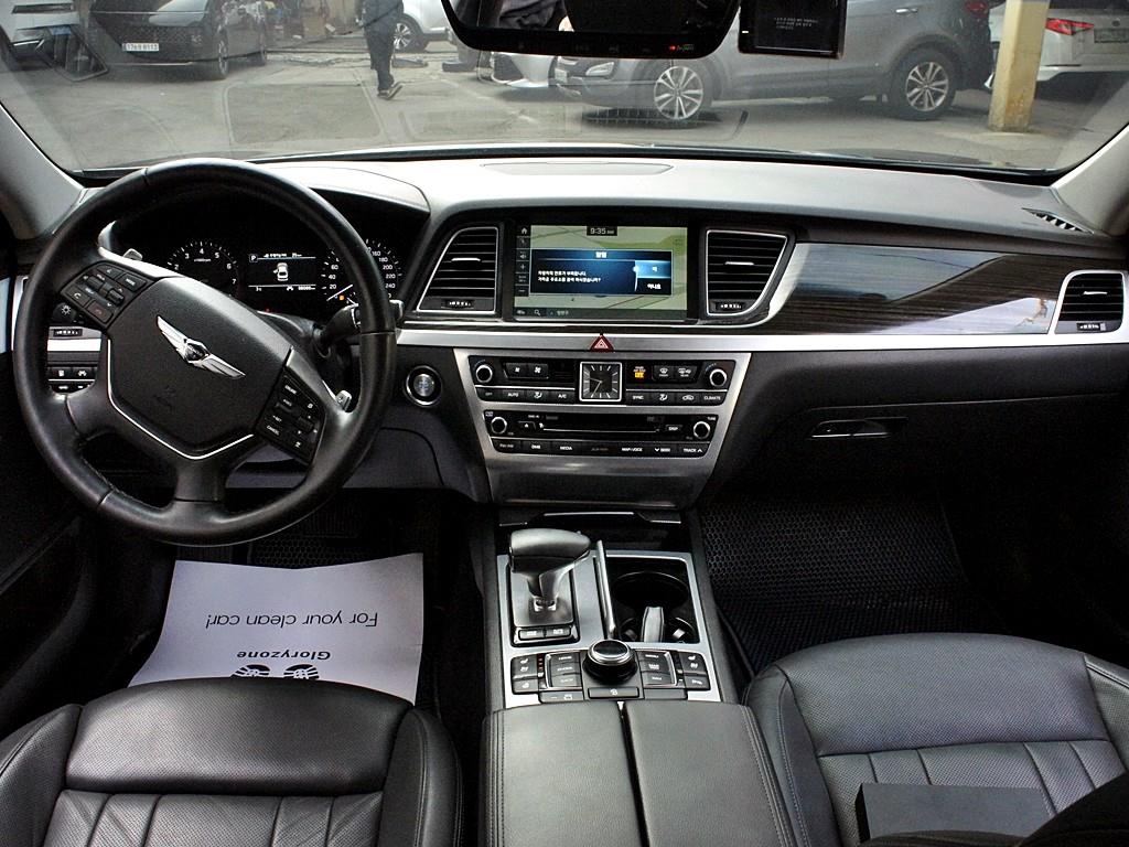 Genesis G80 - Vista 9