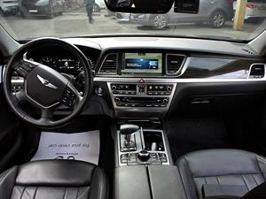 Genesis G80 - Vista 10