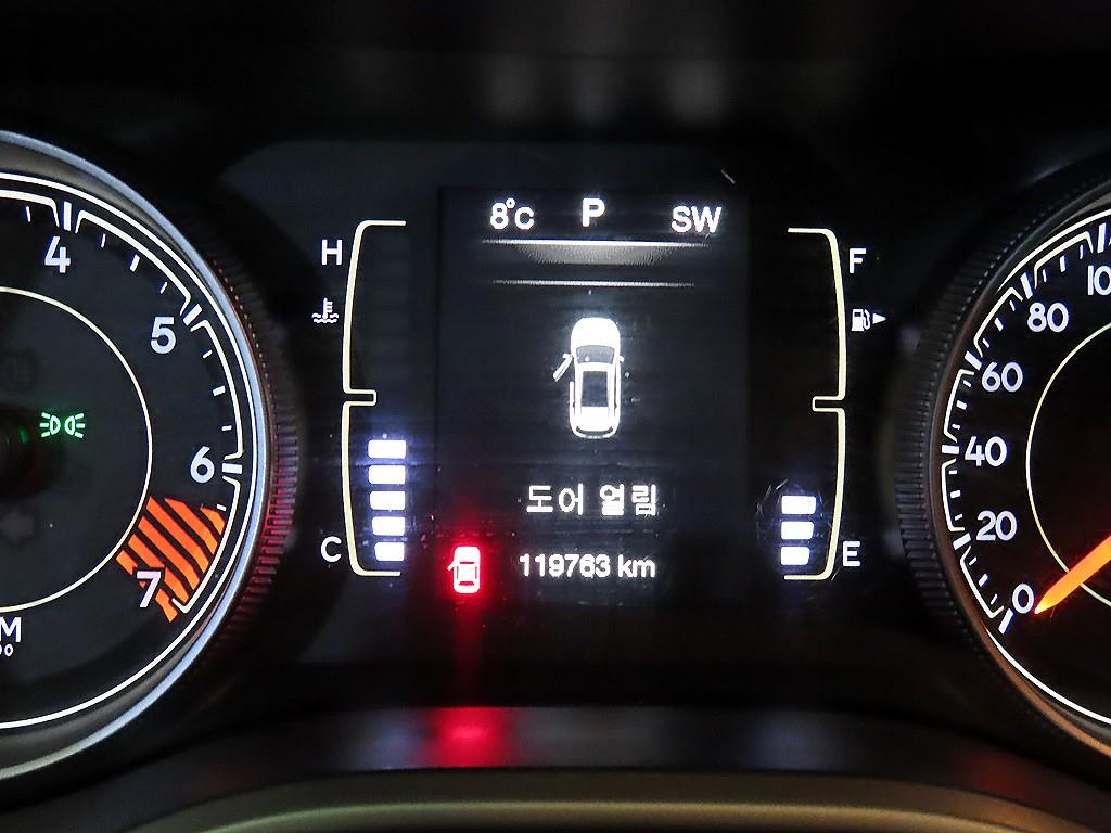 Jeep Cherokee - Vista 9