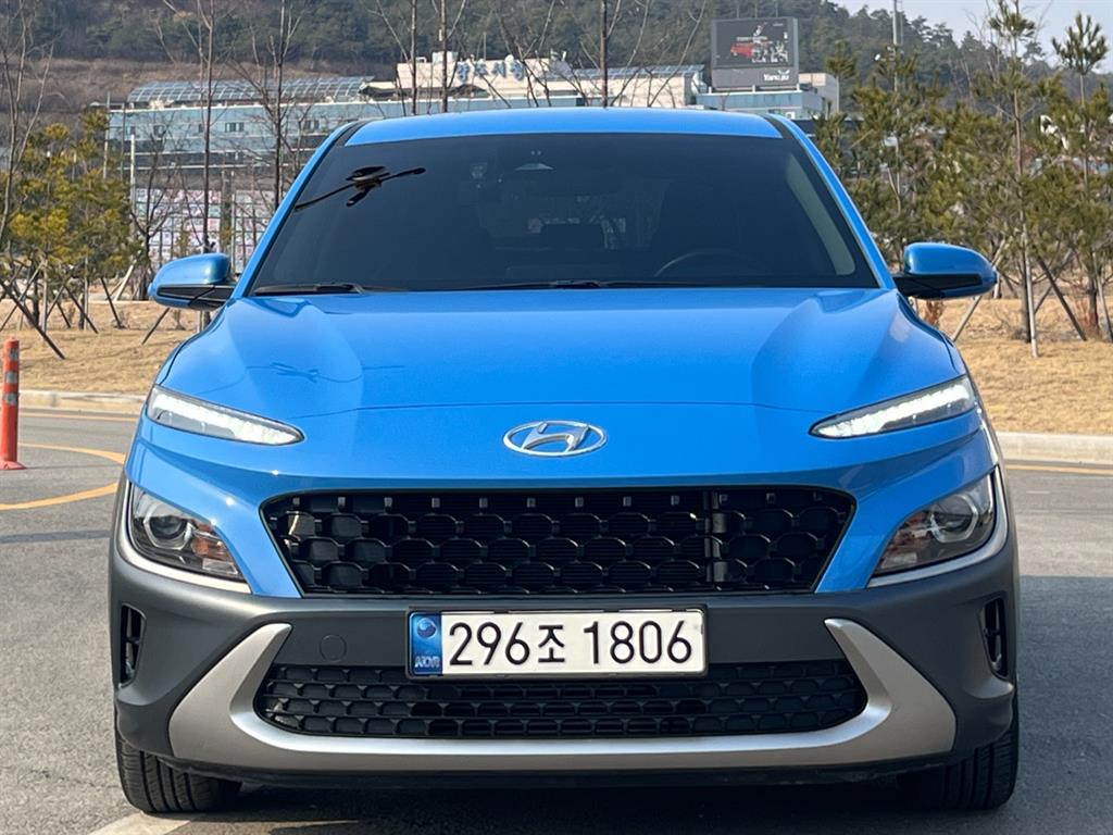 HYUNDAI Kona - Vista 3