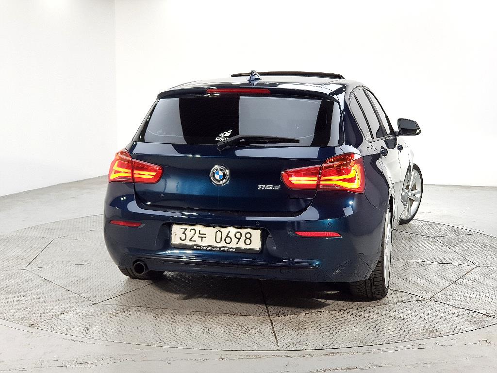 BMW 1 series - Vista 3