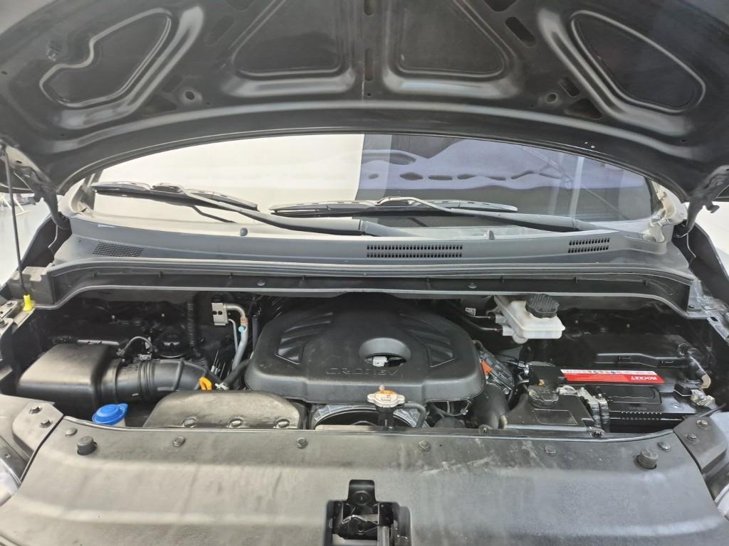 HYUNDAI Starex - Vista 5