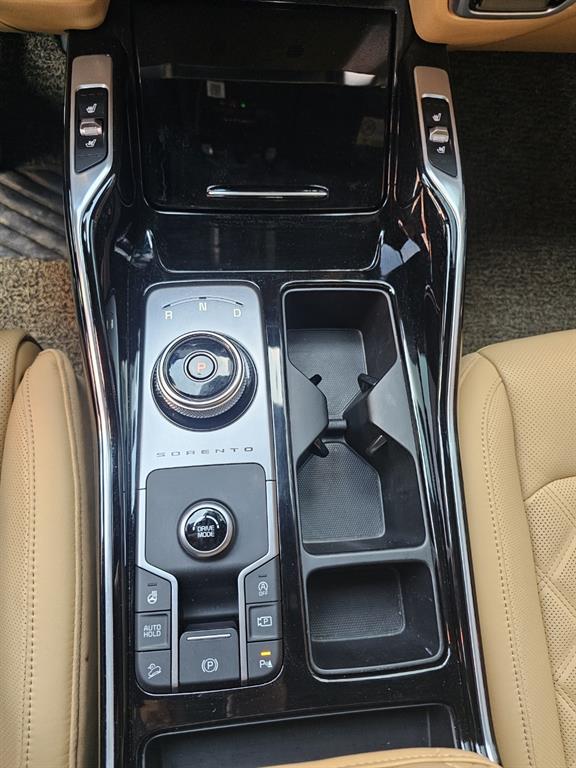 KIA Sorento - Vista 8