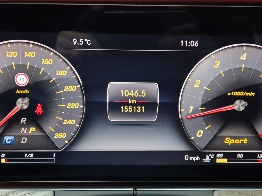 Mercedes Benz E class - Vista 6