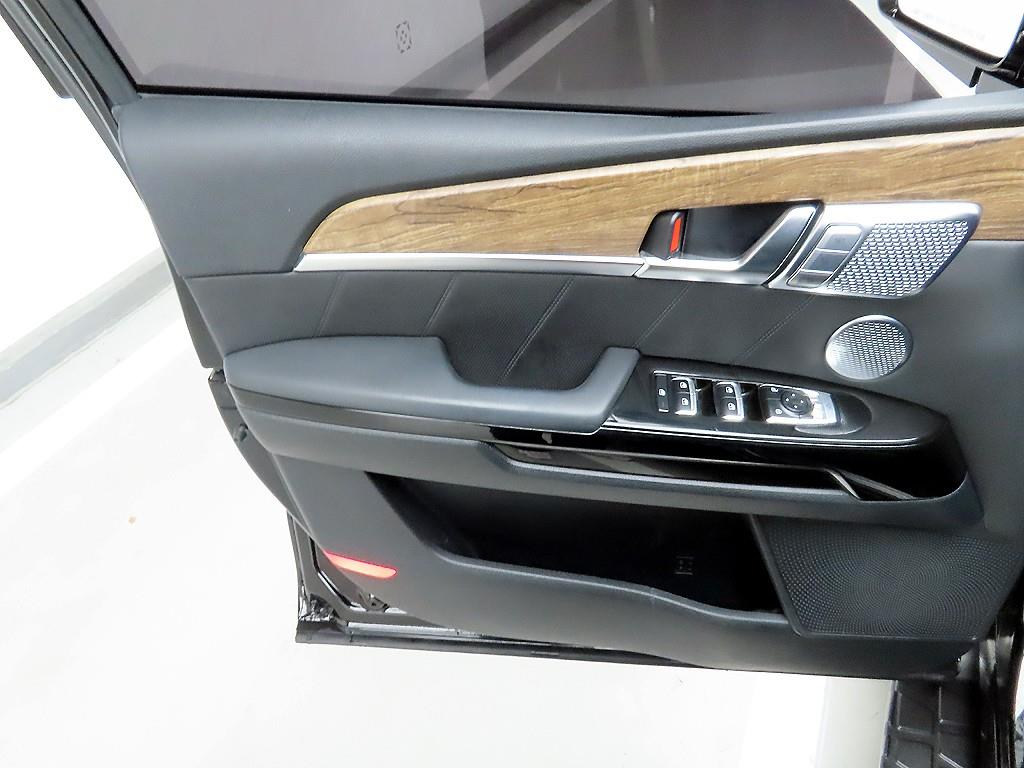 KIA Mohave - Vista 11