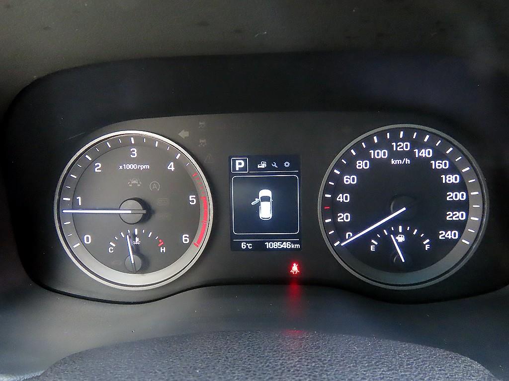 HYUNDAI Tucson - Vista 9