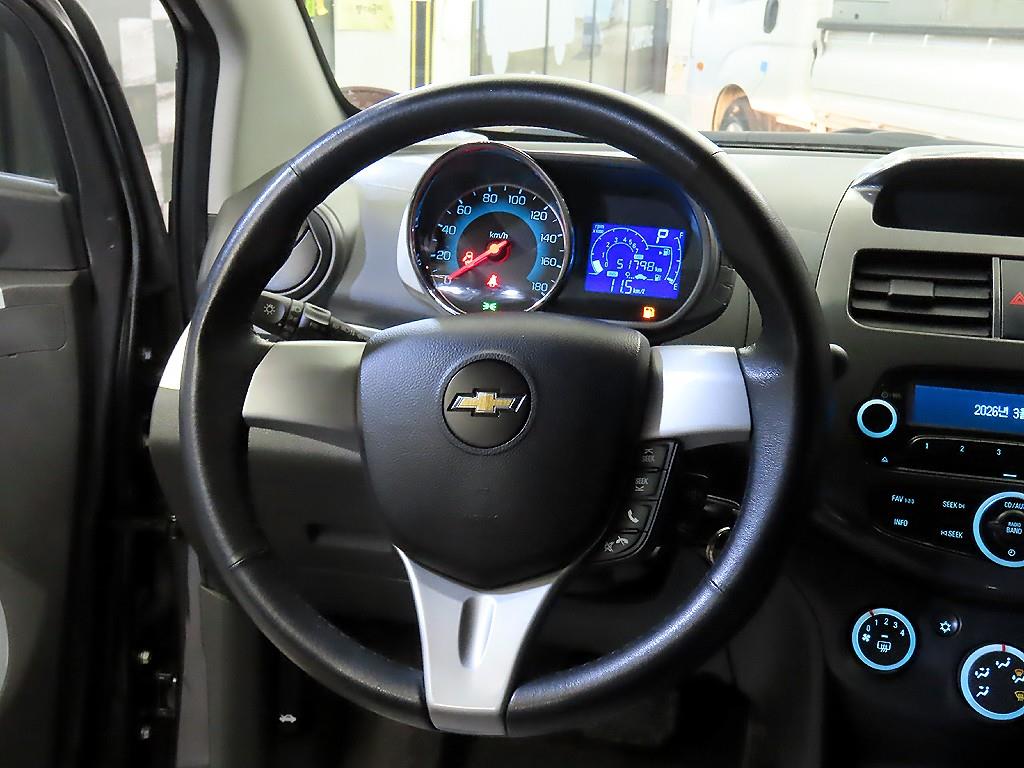 Chevrolet Spark - Vista 8