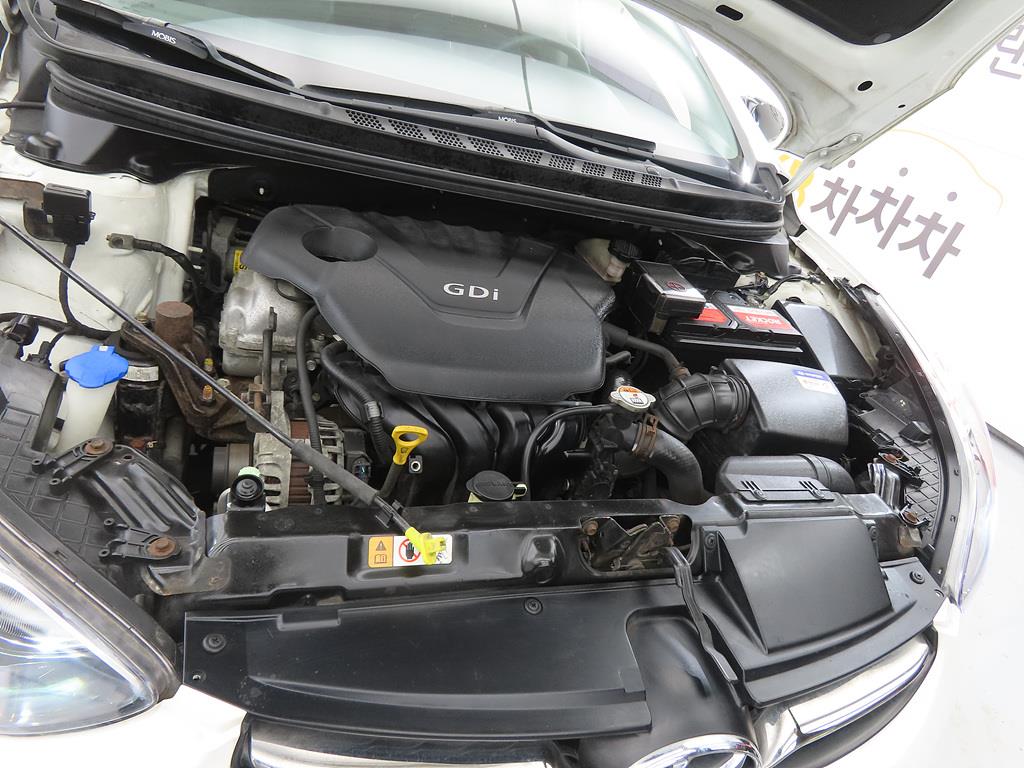 HYUNDAI Avante 2012 Blanco - Importación desde Corea - HF Imports Iquique - Foto 19