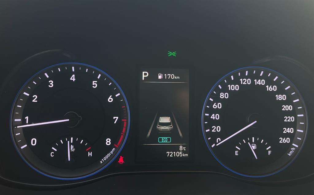 HYUNDAI Kona - Vista 5