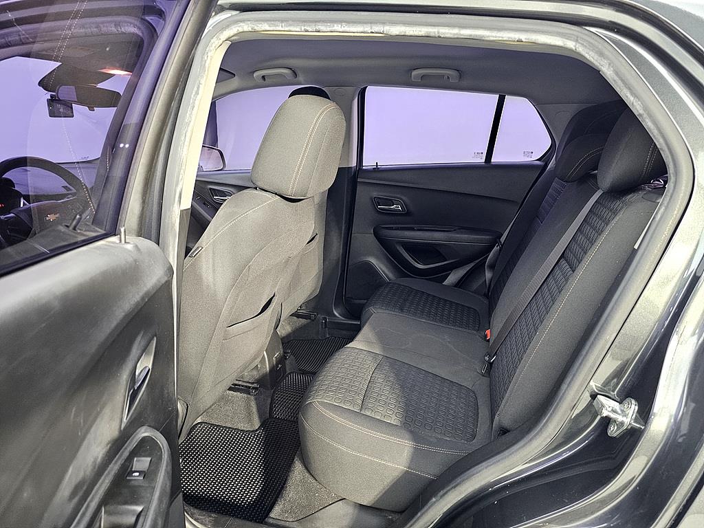 Chevrolet Trax - Vista 9