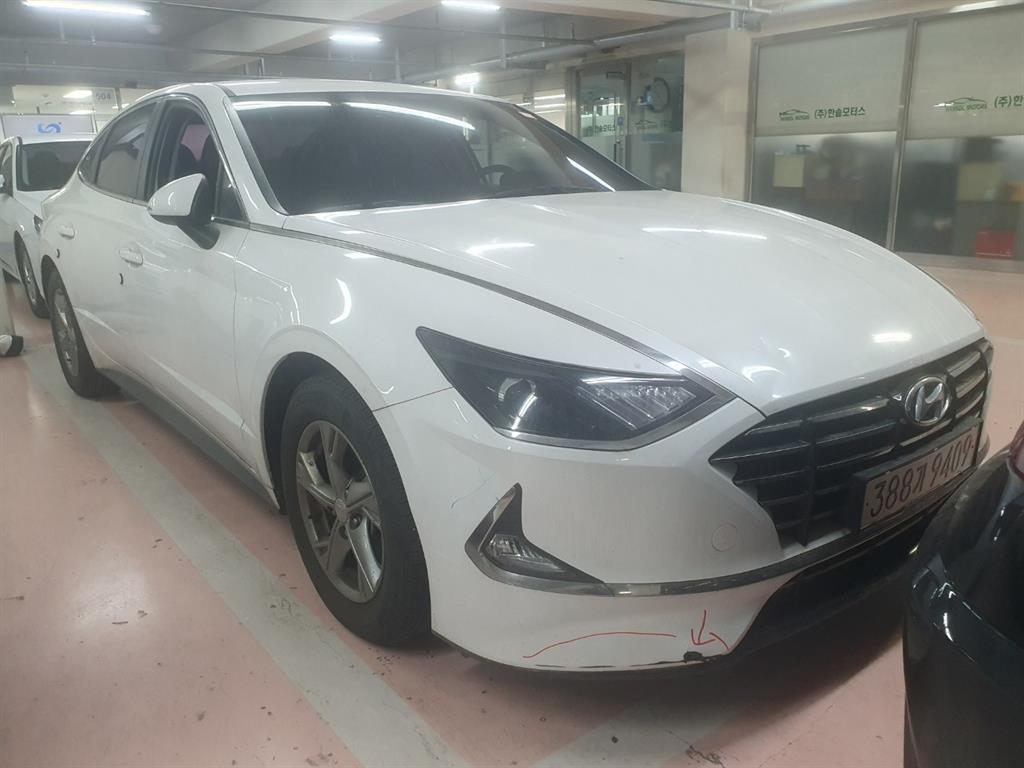 HYUNDAI Sonata - Vista 3