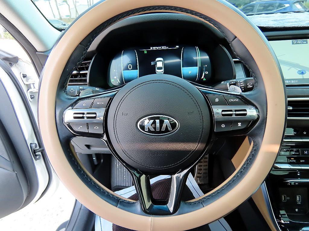 KIA K7 - Vista 8