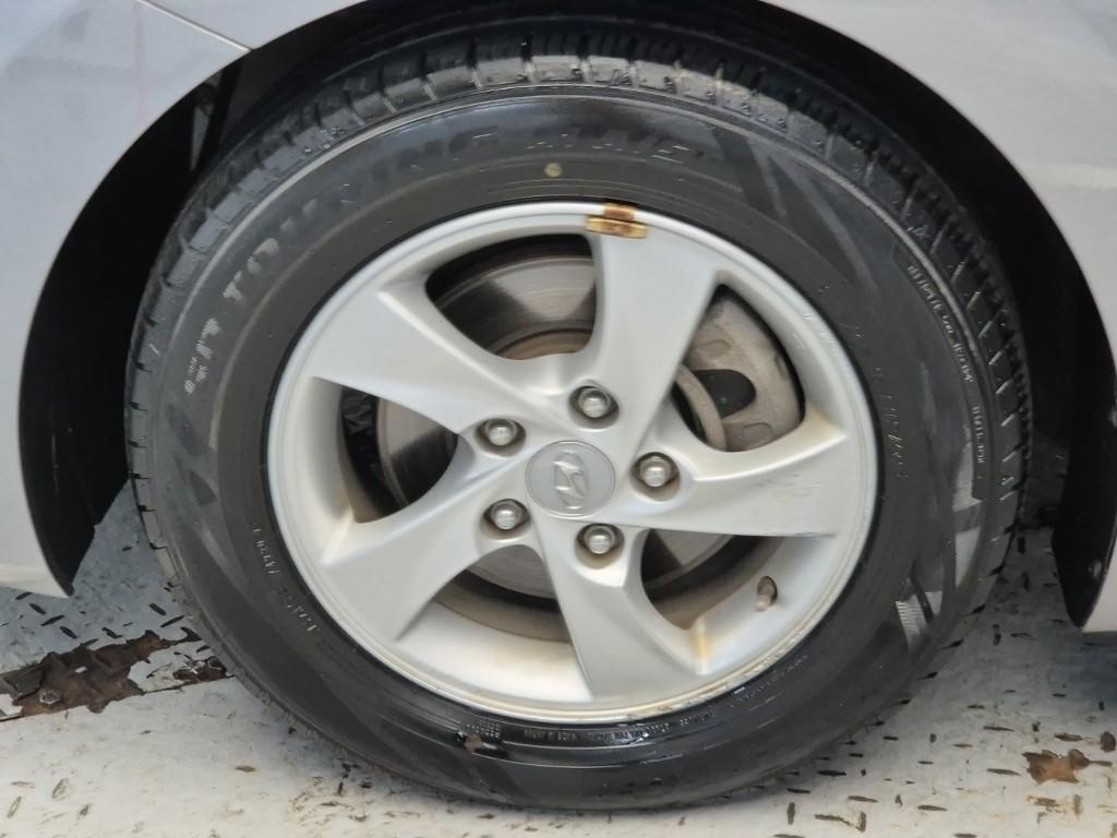 HYUNDAI Avante 2012 Gris - Importación desde Corea - HF Imports Iquique - Foto 19