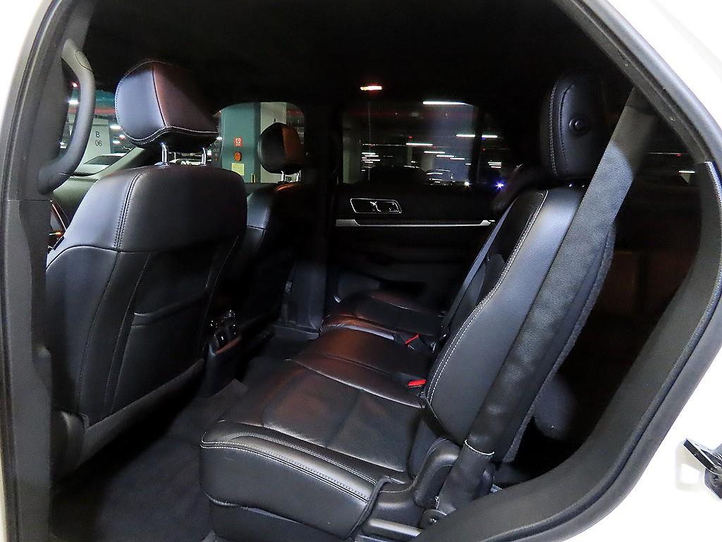 Ford Explorer - Vista 7