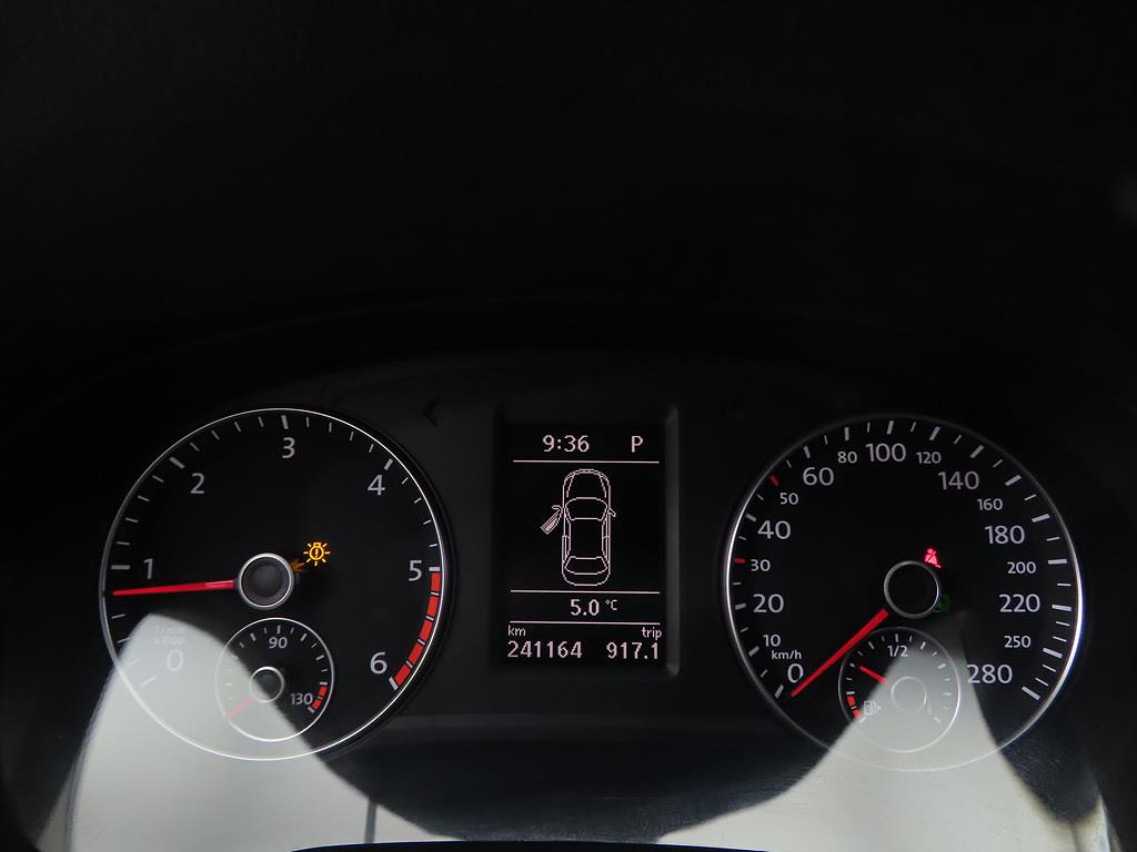 Volkswagen Passat - Vista 9