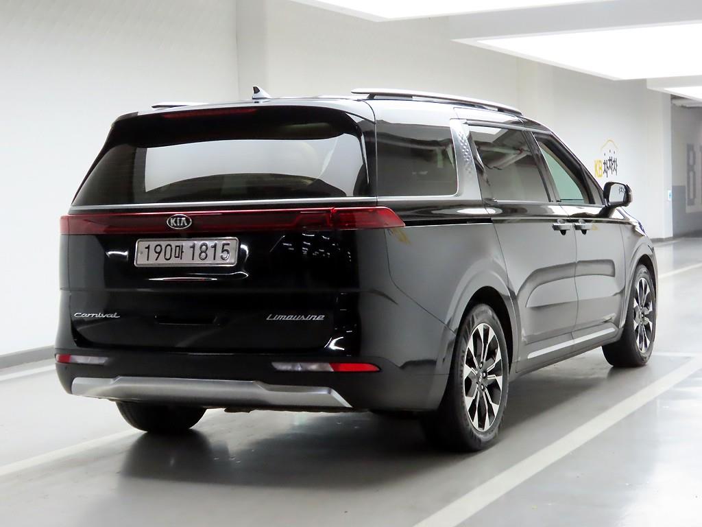 KIA Carnival - Vista 4
