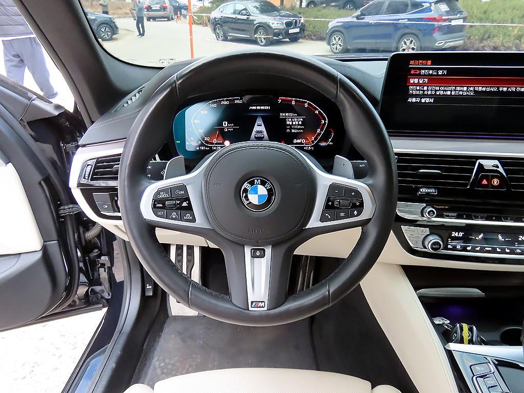 BMW 5 Series - Vista 8