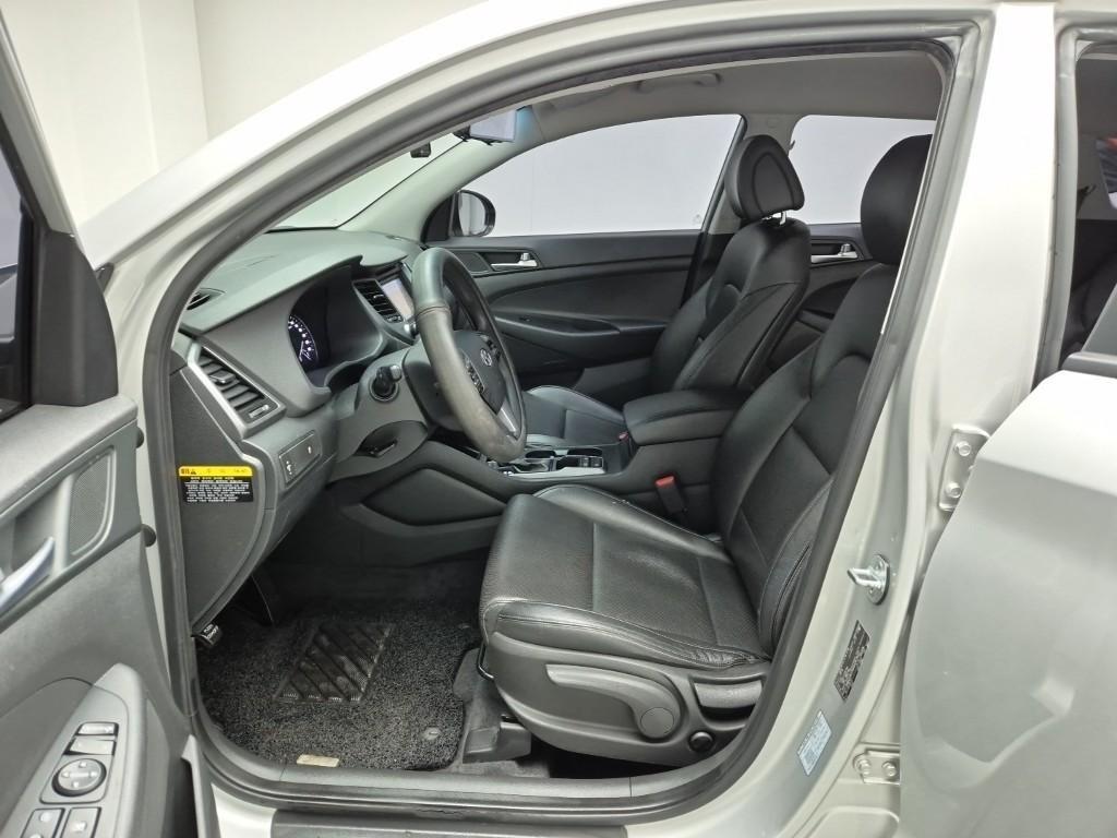 HYUNDAI Tucson 2016 Plateado - Importación desde Corea - HF Imports Iquique - Foto 14