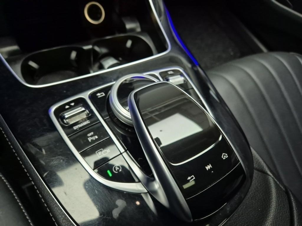 Mercedes Benz E class - Vista 10