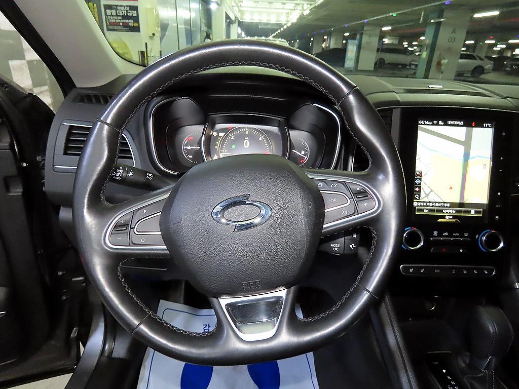 SAMSUNG QM6 - Vista 8