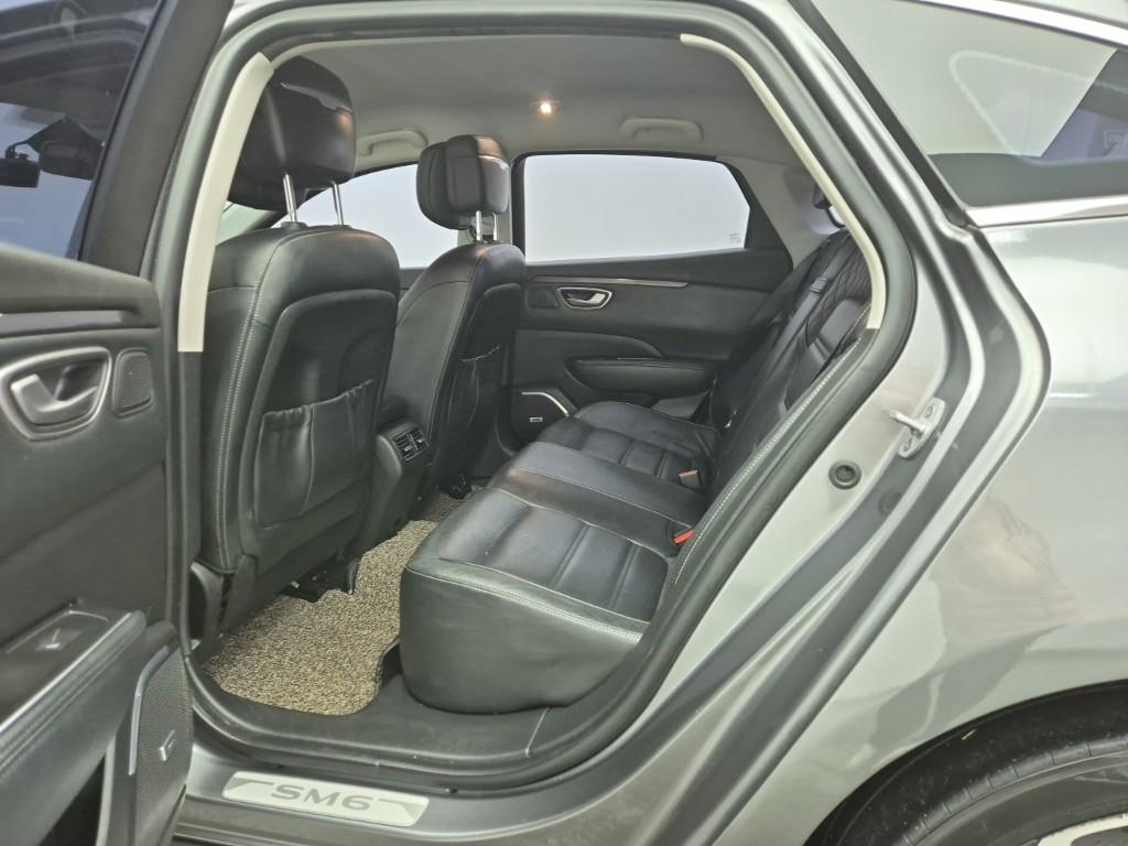 SAMSUNG SM6 - Vista 12