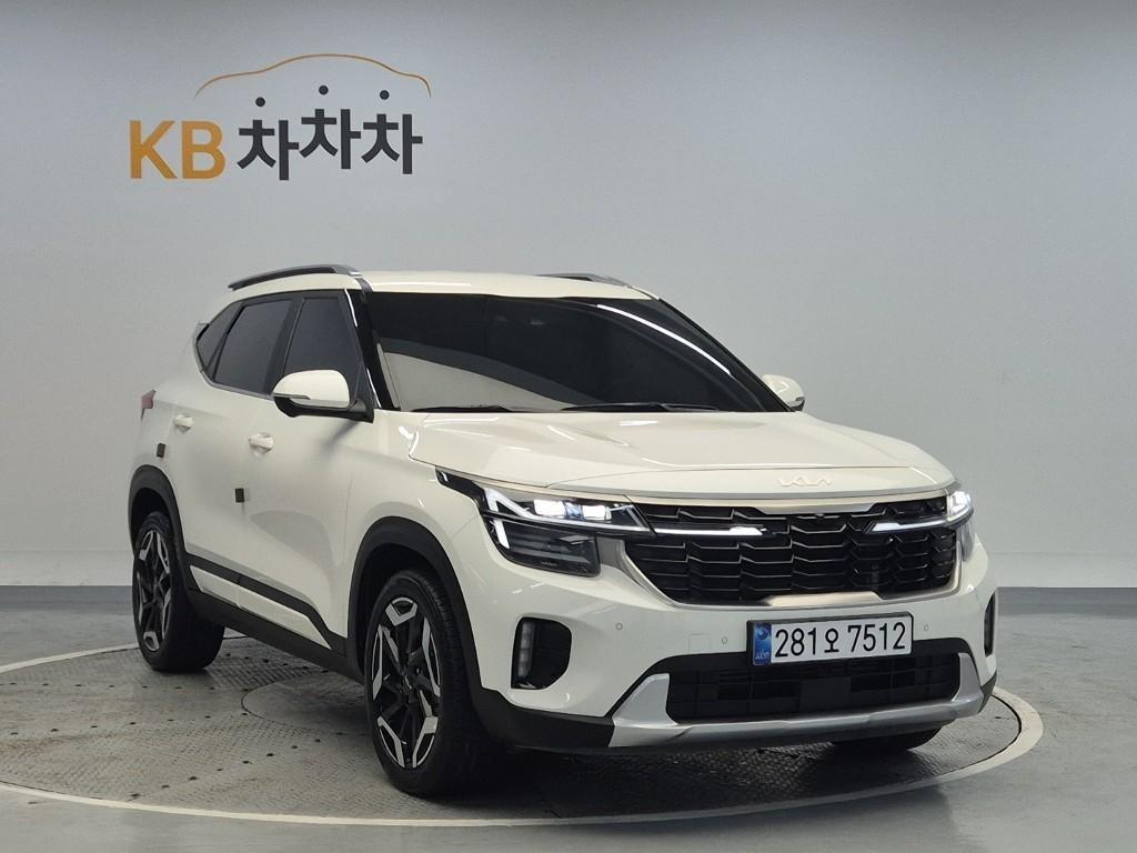 KIA Seltos - Vista 4