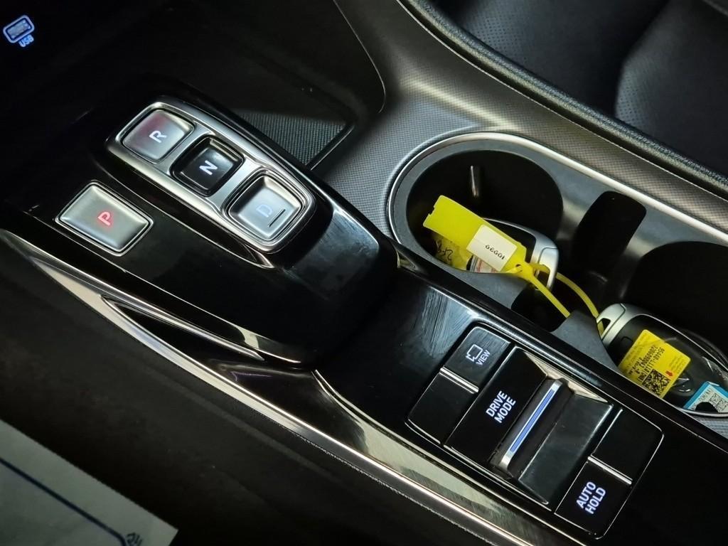 HYUNDAI Sonata - Vista 8