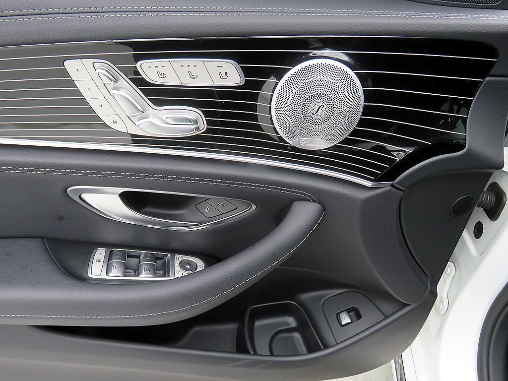 Mercedes Benz E class - Vista 10