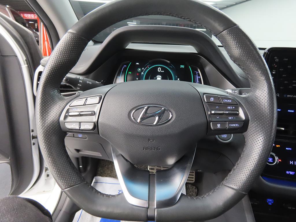 HYUNDAI Ioniq - Vista 8